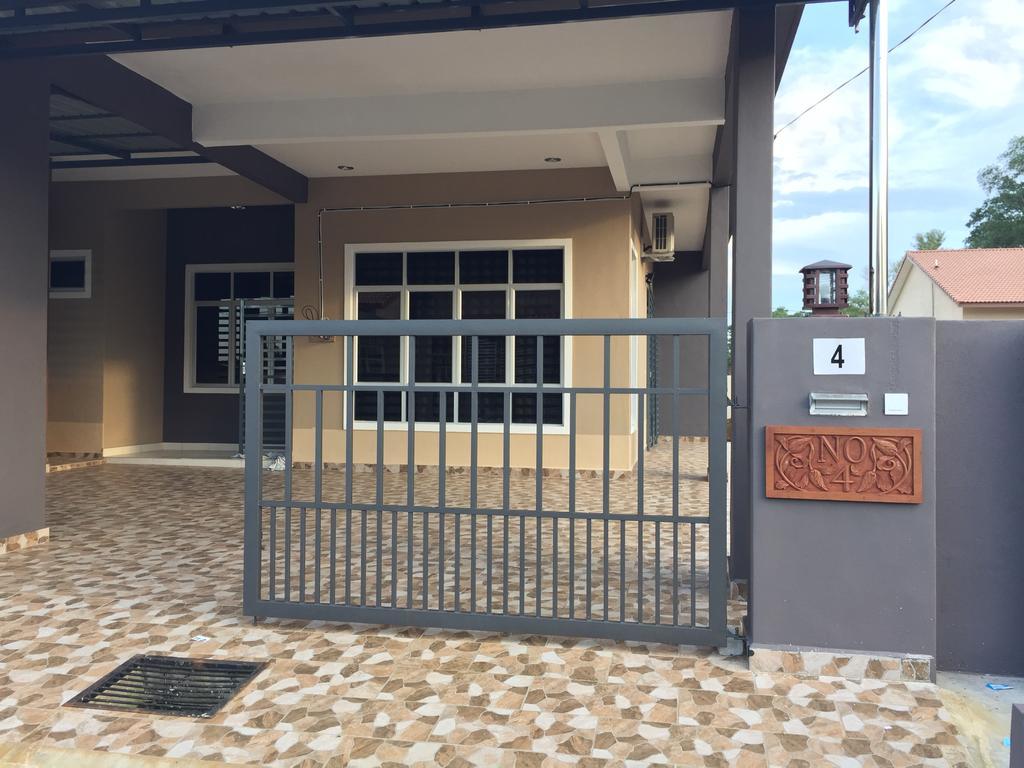 Ana Guest House Jalan Airport 콴탄 외부 사진