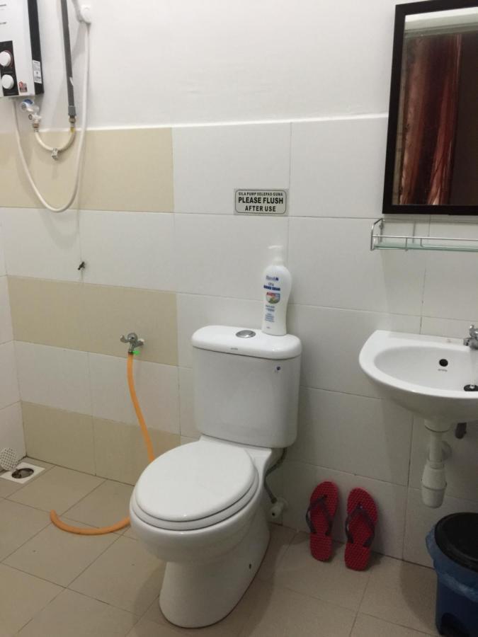 Ana Guest House Jalan Airport 콴탄 외부 사진